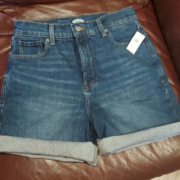 Jean Shorts - Picture 3 of 6